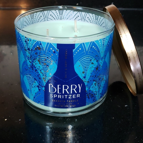 Bath & Body Works Other - BBW 3 Wick Candle-Berry Spritzer
